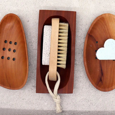 Lumaysa Wooden Harmony – Mahogany Soap Rest | Slim Flow